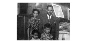 Inouye family 1943