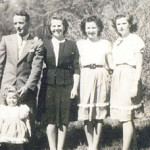 parents with 3 daughters