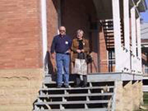 Vogt children, Armin and Ursula, on stairs to Ft. Lincoln building