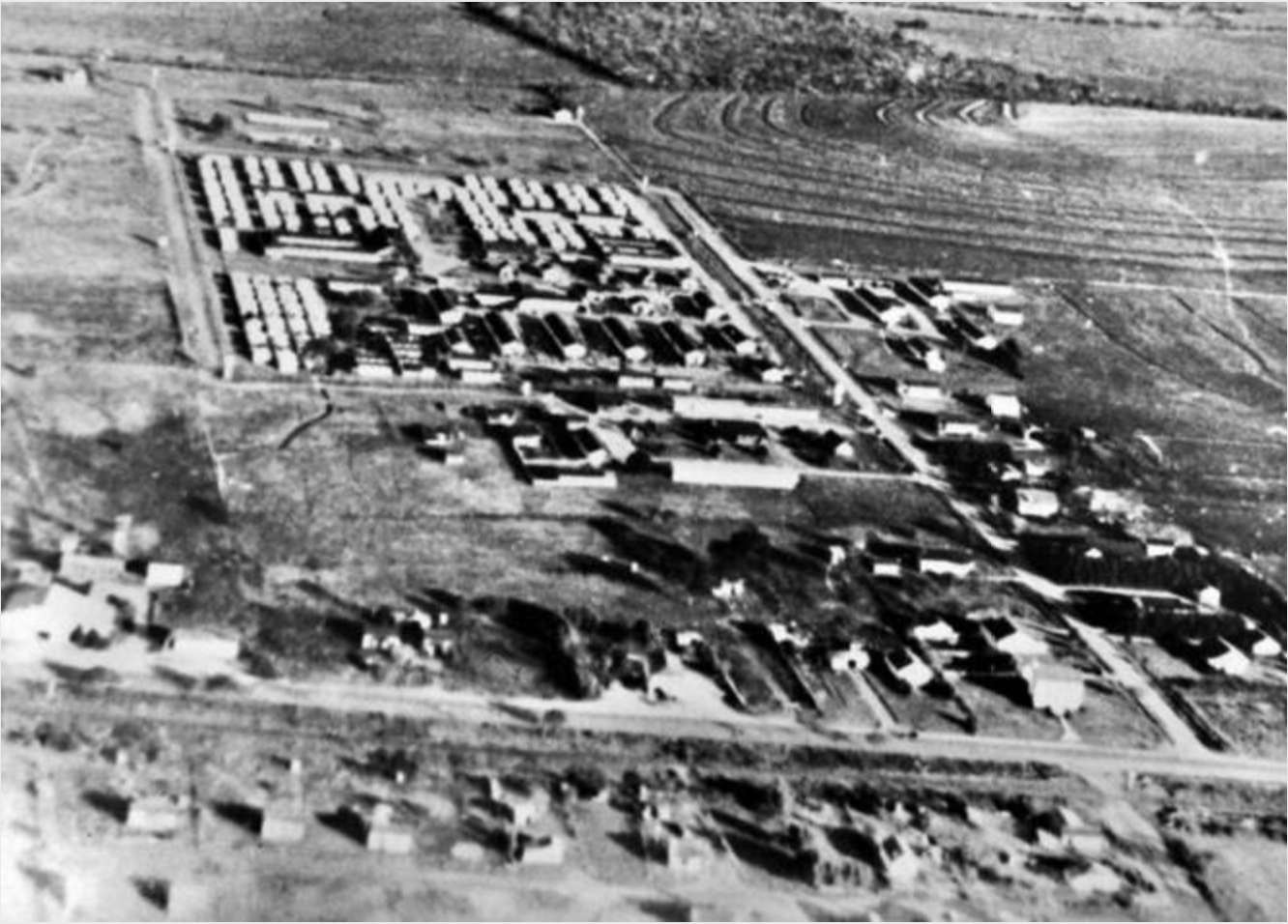 1942. aerial view Kenedy