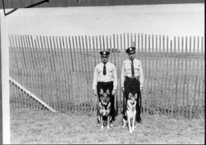2 guards with 2 dogs